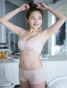 女生和男生一起怼怼怼怼